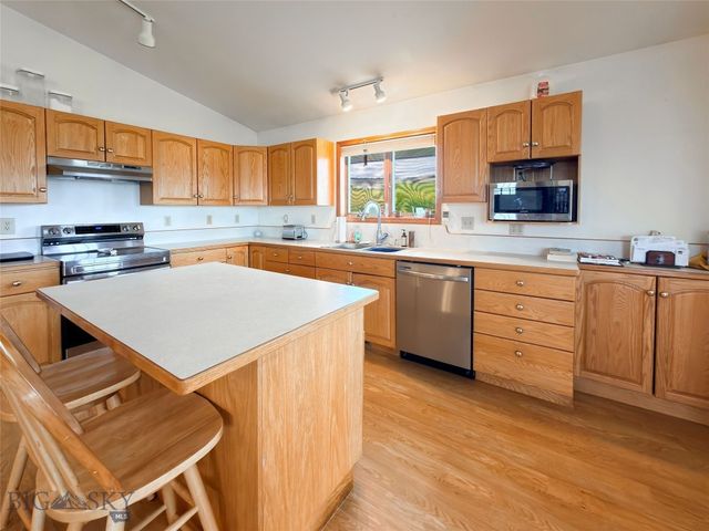 1910 No Creek Court, Helena, MT 59602