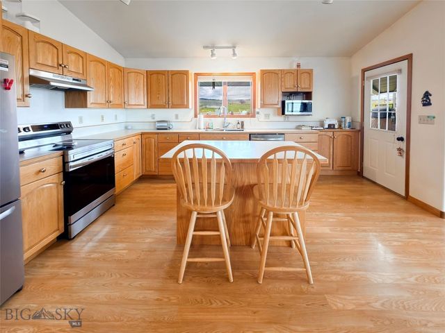 1910 No Creek Court, Helena, MT 59602