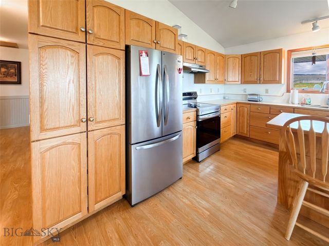 1910 No Creek Court, Helena, MT 59602
