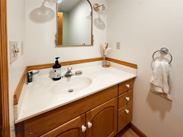 1910 No Creek Court, Helena, MT 59602