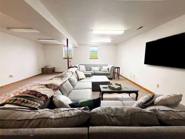 1910 No Creek Court, Helena, MT 59602