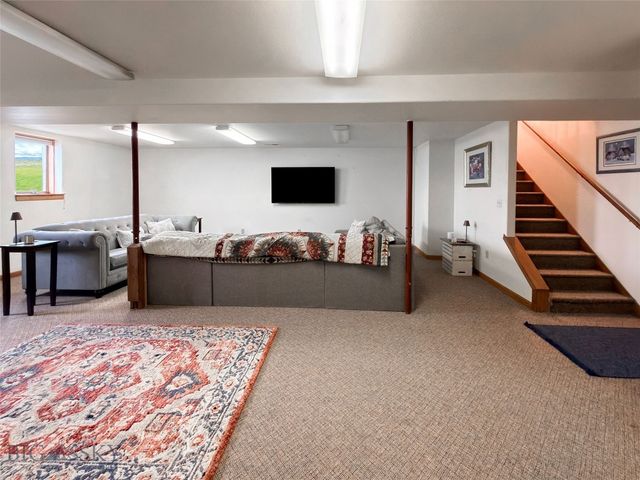 1910 No Creek Court, Helena, MT 59602