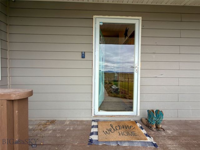 1910 No Creek Court, Helena, MT 59602