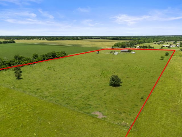 2791 Farm Road 2068, Klondike, TX 75448