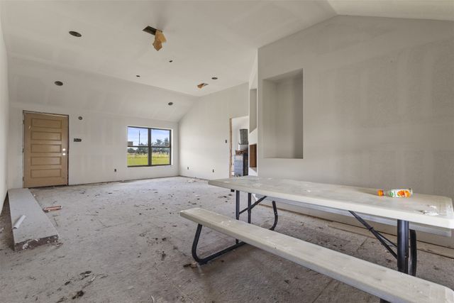 2791 Farm Road 2068, Klondike, TX 75448