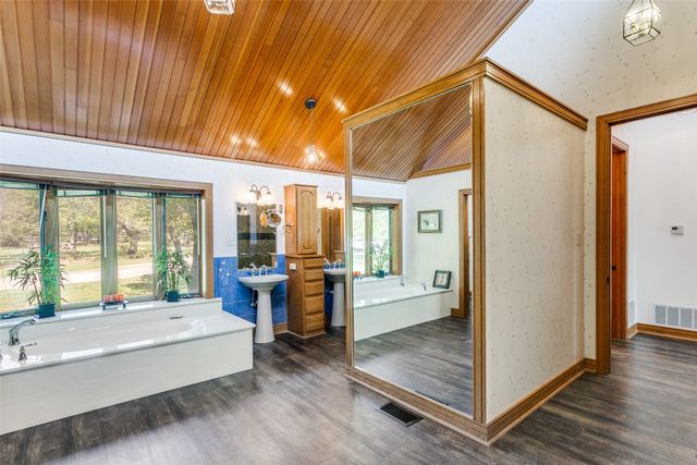 1557 Latigo Hills Road, Bartonville, TX 75022