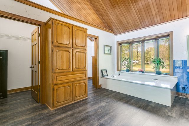 1557 Latigo Hills Road, Bartonville, TX 75022