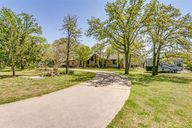 1557 Latigo Hills Road, Bartonville, TX 75022