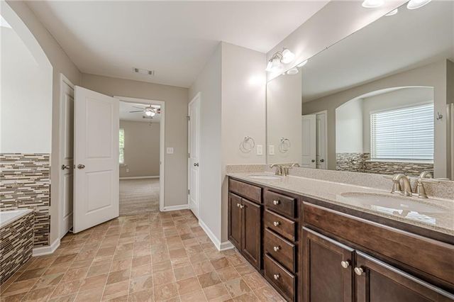 225 Manous Way, Canton, GA 30115