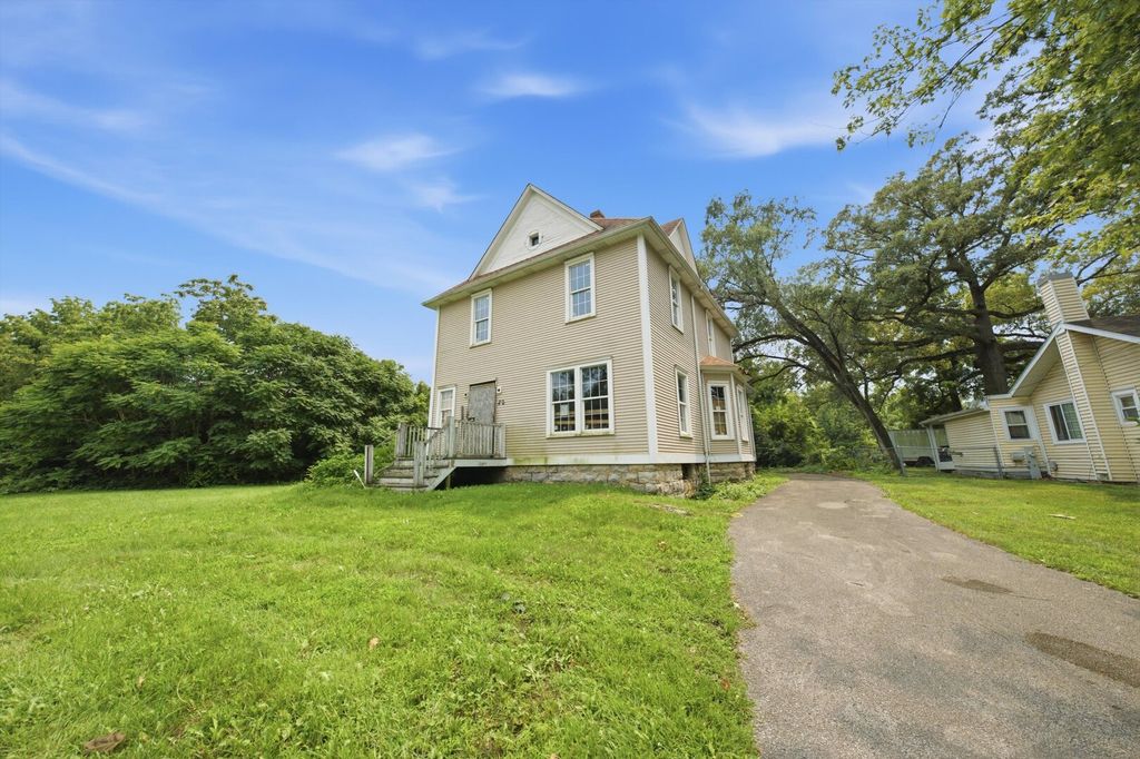 20 E Main Street, Glenwood, IL 60425 — photo 2