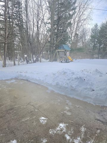 2580 22 Mile Road, Kent City, MI 49330