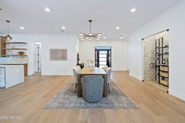 4107 E AVALON Drive, Phoenix, AZ 85018