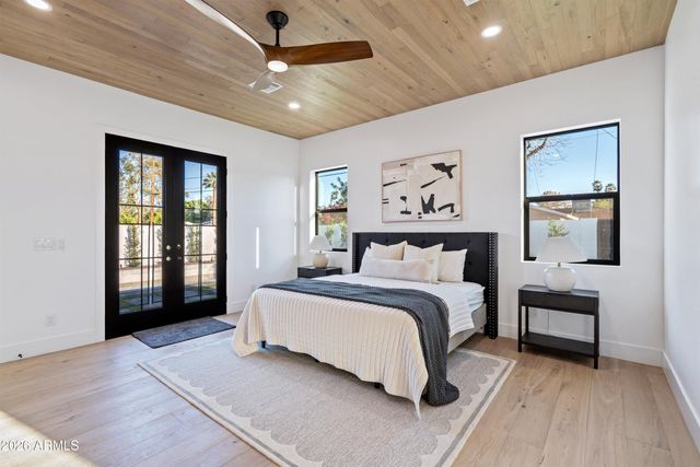 4107 E AVALON Drive, Phoenix, AZ 85018