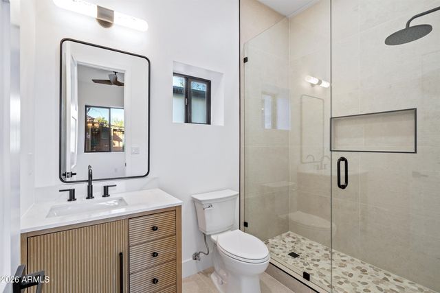 4107 E AVALON Drive, Phoenix, AZ 85018