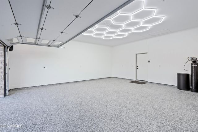 4107 E AVALON Drive, Phoenix, AZ 85018