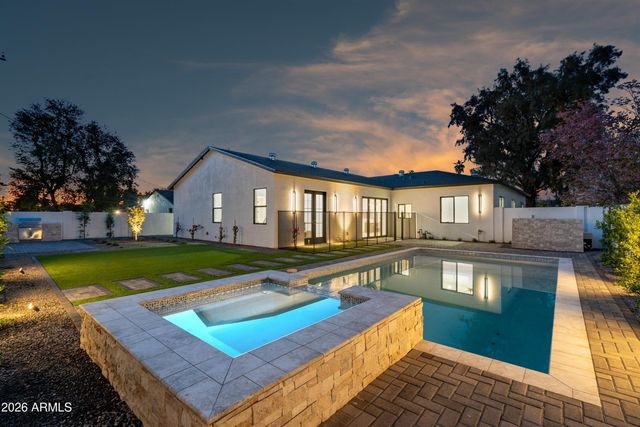 4107 E AVALON Drive, Phoenix, AZ 85018