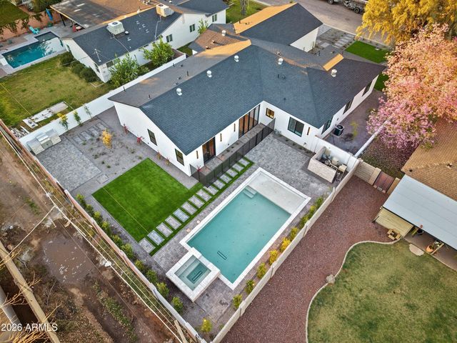 4107 E AVALON Drive, Phoenix, AZ 85018