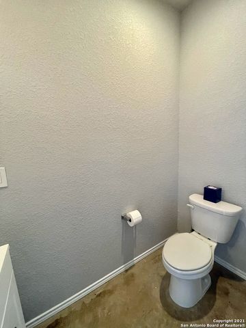 6922 Crestway Rd Unit 4, San Antonio, TX 78239