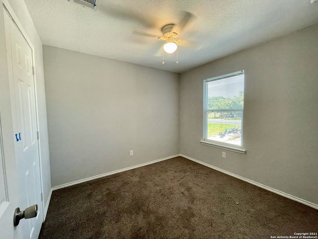 6922 Crestway Rd Unit 4, San Antonio, TX 78239