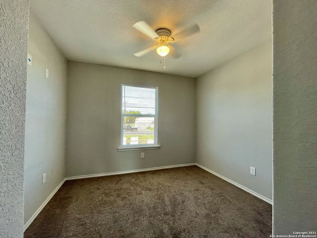 6922 Crestway Rd Unit 4, San Antonio, TX 78239