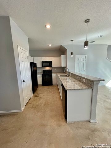6922 Crestway Rd Unit 4, San Antonio, TX 78239