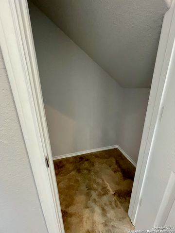 6922 Crestway Rd Unit 4, San Antonio, TX 78239