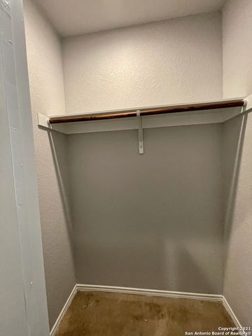 6922 Crestway Rd Unit 4, San Antonio, TX 78239