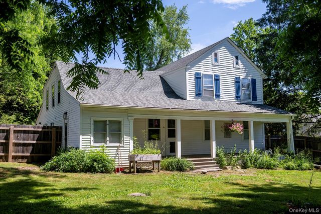 14 S Maple Avenue, Millerton, NY 12546