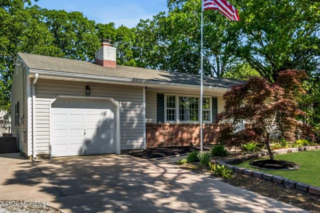 424 Cornell Drive, Brick, NJ 08723