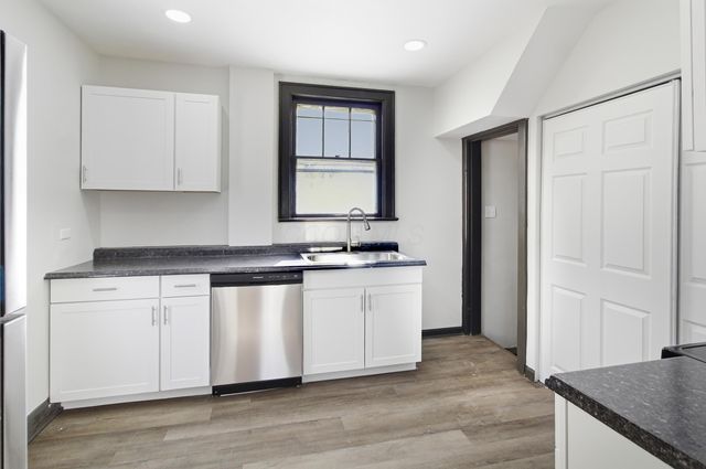 2741 Ridge Avenue, Columbus, OH 43204