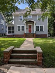 3100 Corydon Road, Cleveland Heights, OH 44118