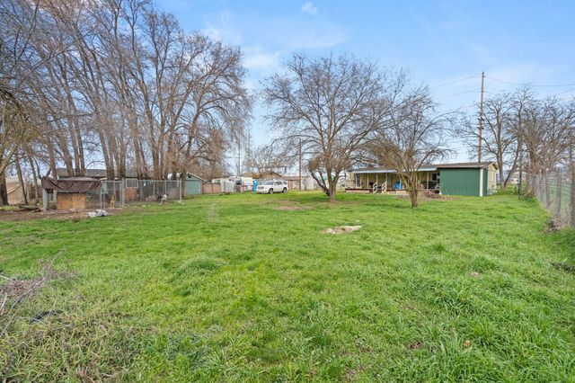 1103 Pinecroft Avenue, Medford, OR 97501