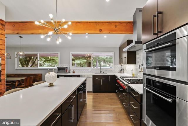 1004 MERCER RD, Princeton, NJ 08540