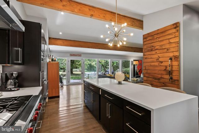 1004 MERCER RD, Princeton, NJ 08540