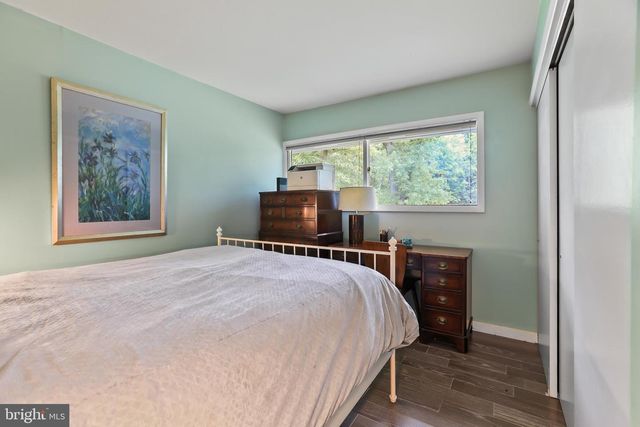 1004 MERCER RD, Princeton, NJ 08540