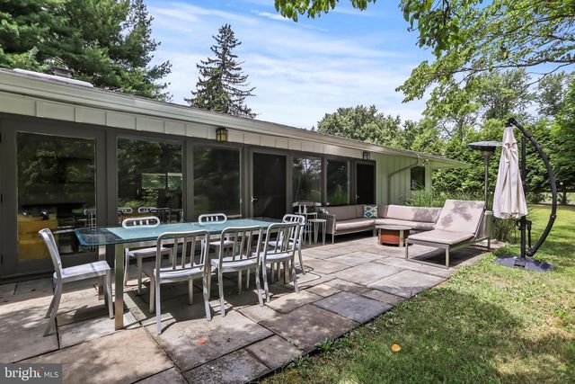 1004 MERCER RD, Princeton, NJ 08540