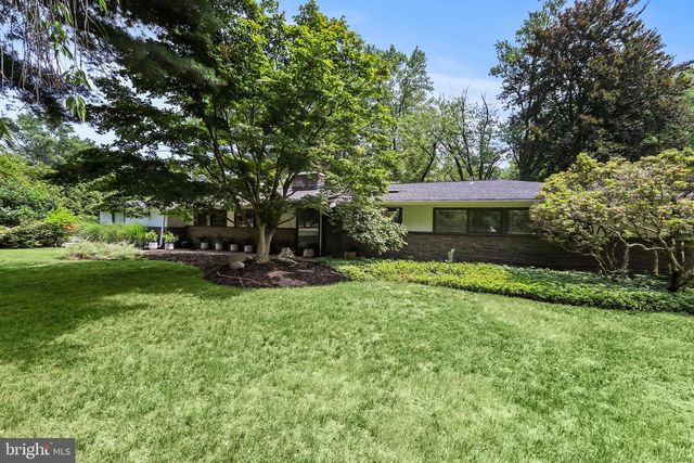 1004 MERCER RD, Princeton, NJ 08540