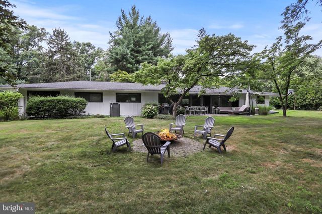 1004 MERCER RD, Princeton, NJ 08540