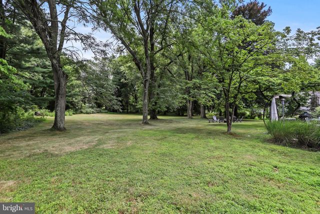 1004 MERCER RD, Princeton, NJ 08540