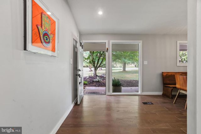1004 MERCER RD, Princeton, NJ 08540