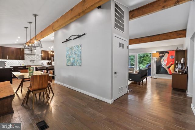 1004 MERCER RD, Princeton, NJ 08540