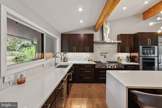 1004 MERCER RD, Princeton, NJ 08540