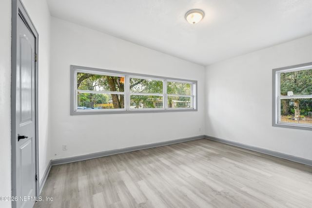 202 AZALEA Circle, Palatka, FL 32177