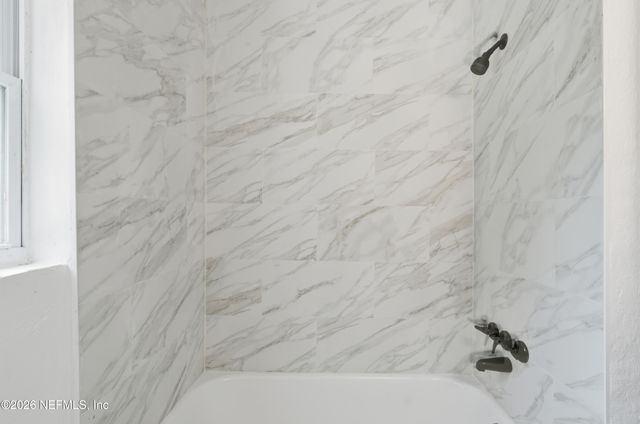 202 AZALEA Circle, Palatka, FL 32177