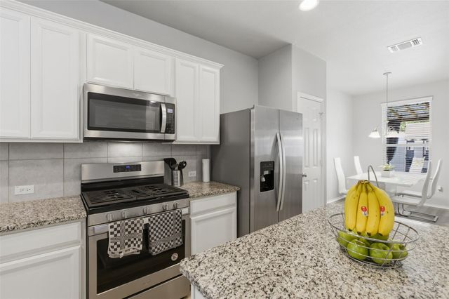 309 La Dera DR, Liberty Hill, TX 78642