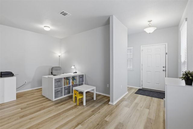309 La Dera DR, Liberty Hill, TX 78642