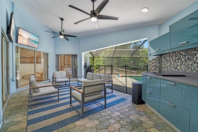 4811 KLOSTERMAN OAKS BOULEVARD, Palm Harbor, FL 34683