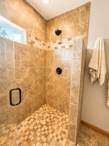 903 E Monroe Street, Mount Ayr, IA 50854