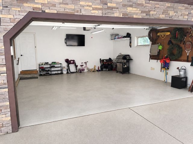 903 E Monroe Street, Mount Ayr, IA 50854