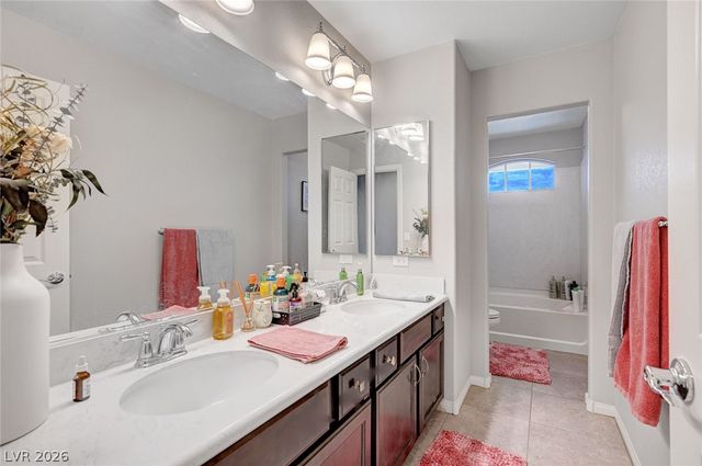9656 Paraiso Springs Street, Las Vegas, NV 89139